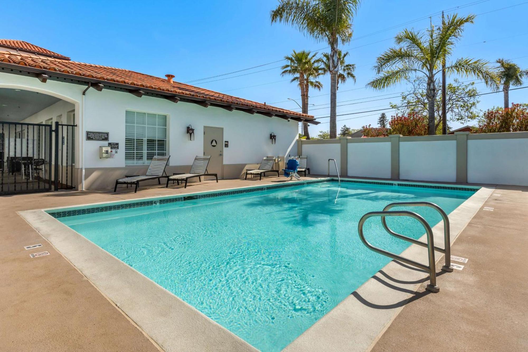 Best Western Plus Capitola By-The-Sea Inn & Suites Esterno foto