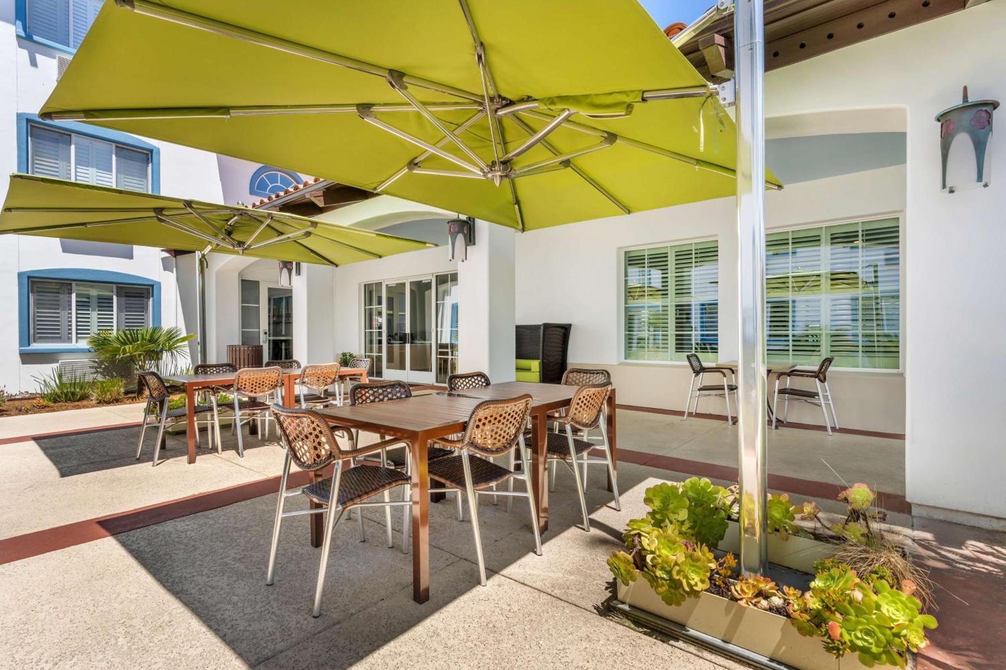 Best Western Plus Capitola By-The-Sea Inn & Suites Esterno foto
